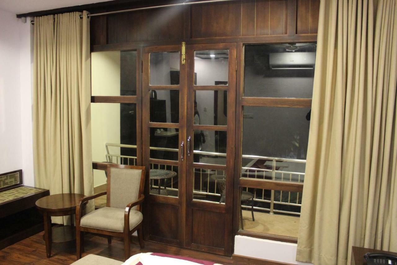 Tango Beach Resort Lakshmanpur Exterior foto
