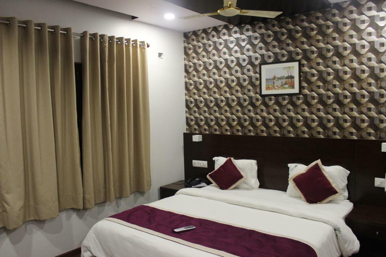 Tango Beach Resort Lakshmanpur Exterior foto